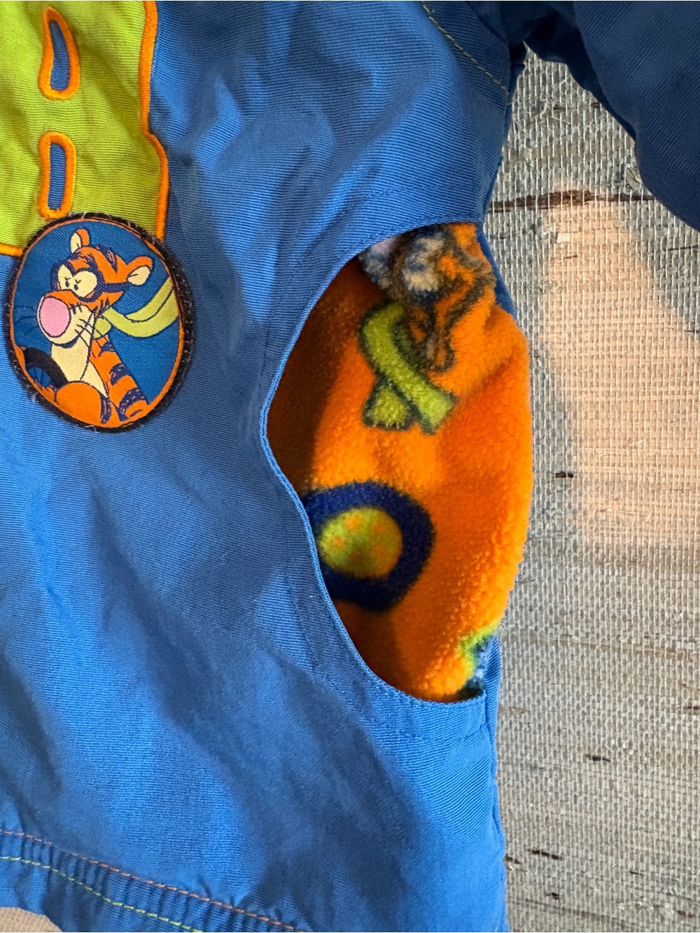 Vintage Wonderful World of Disney Tigger Racing Coat - Picture 4 of 9